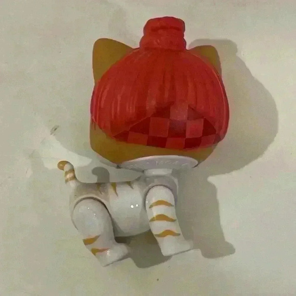 LOL Surprise! Block Party Pet Kitten Kitty Cat Figure Doll Pink Hair - Picture 3 of 11